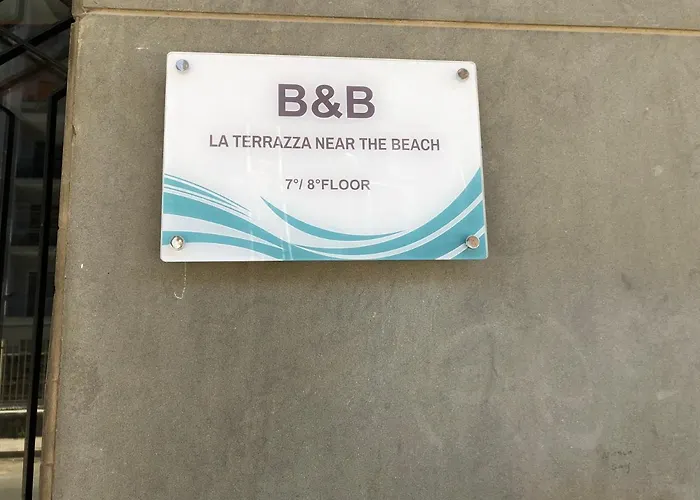 La Terrazza Near The 4* Bari