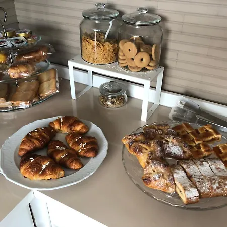 Couette-café La Terrazza Near The Bari