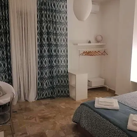 La Terrazza Near The 3*